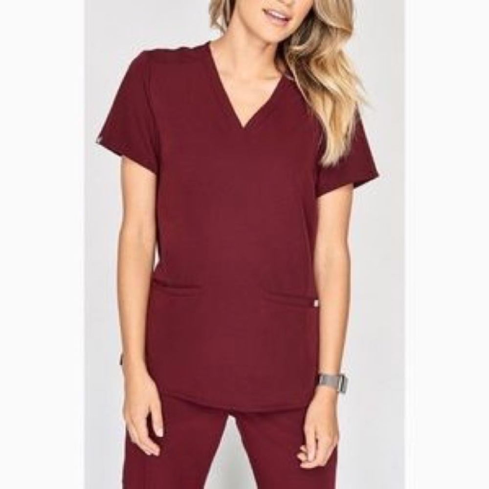 FIGS Burgundy Casma Three-Pocket Scrub Top Size S
